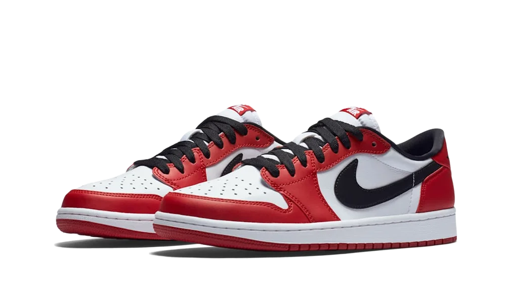 Air Jordan 1 Retro Low OG Chicago (2025)
