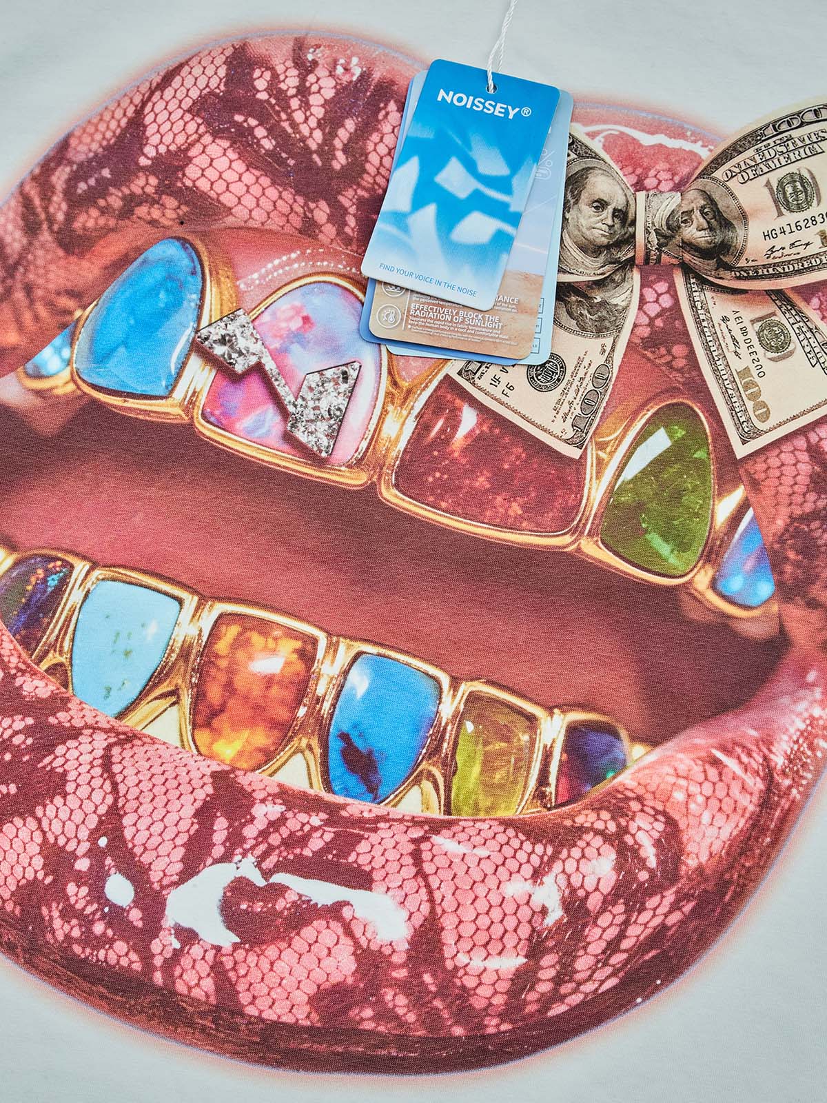 Lace Banknote Inspired Colorful Lip Diamond Art Print Streetwear Graphic T-Shirt