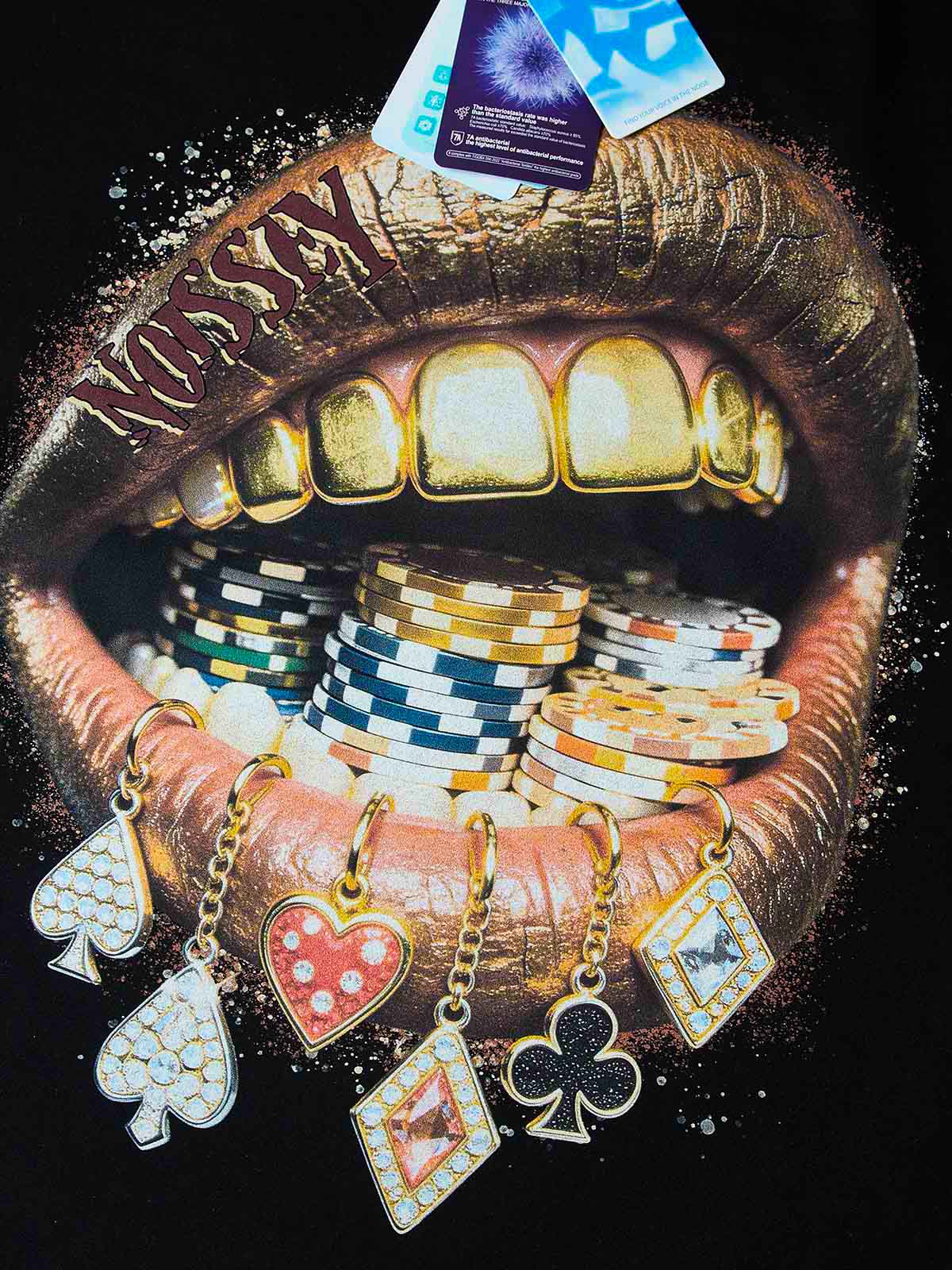 NOISSEY GOLDEN GRILLS POKER - CASINO ART BOXY TEE