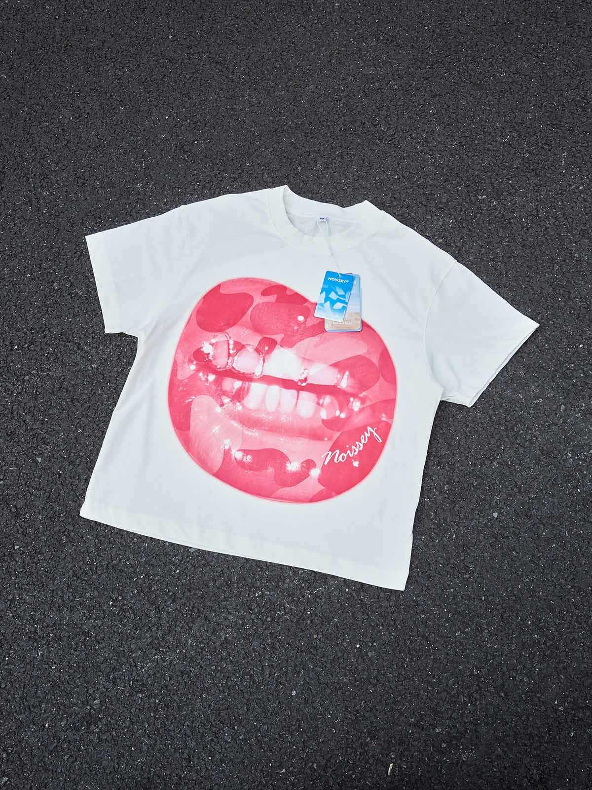 Pink Camo Lip Drill Graphic T-Shirt | Edgy Y2K Streetwear