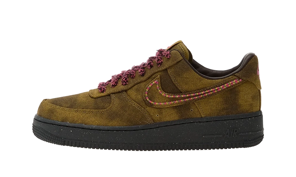 Nike Air Force 1 Low '07 QS Boucle Desert Moss Fierce Pink