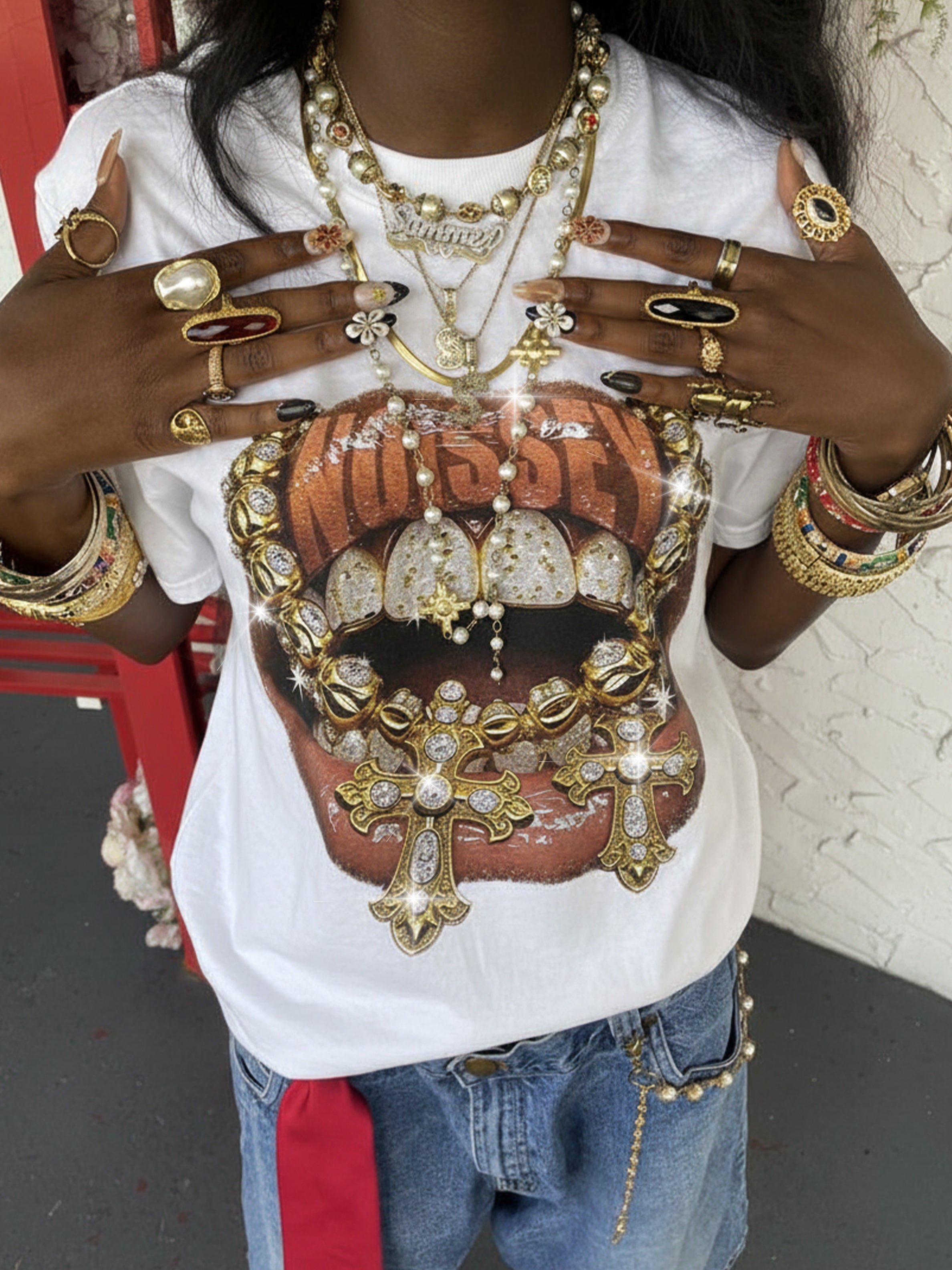 NOISSEY "Gold Cross Chain" Grillz Cooling Boxy Tee