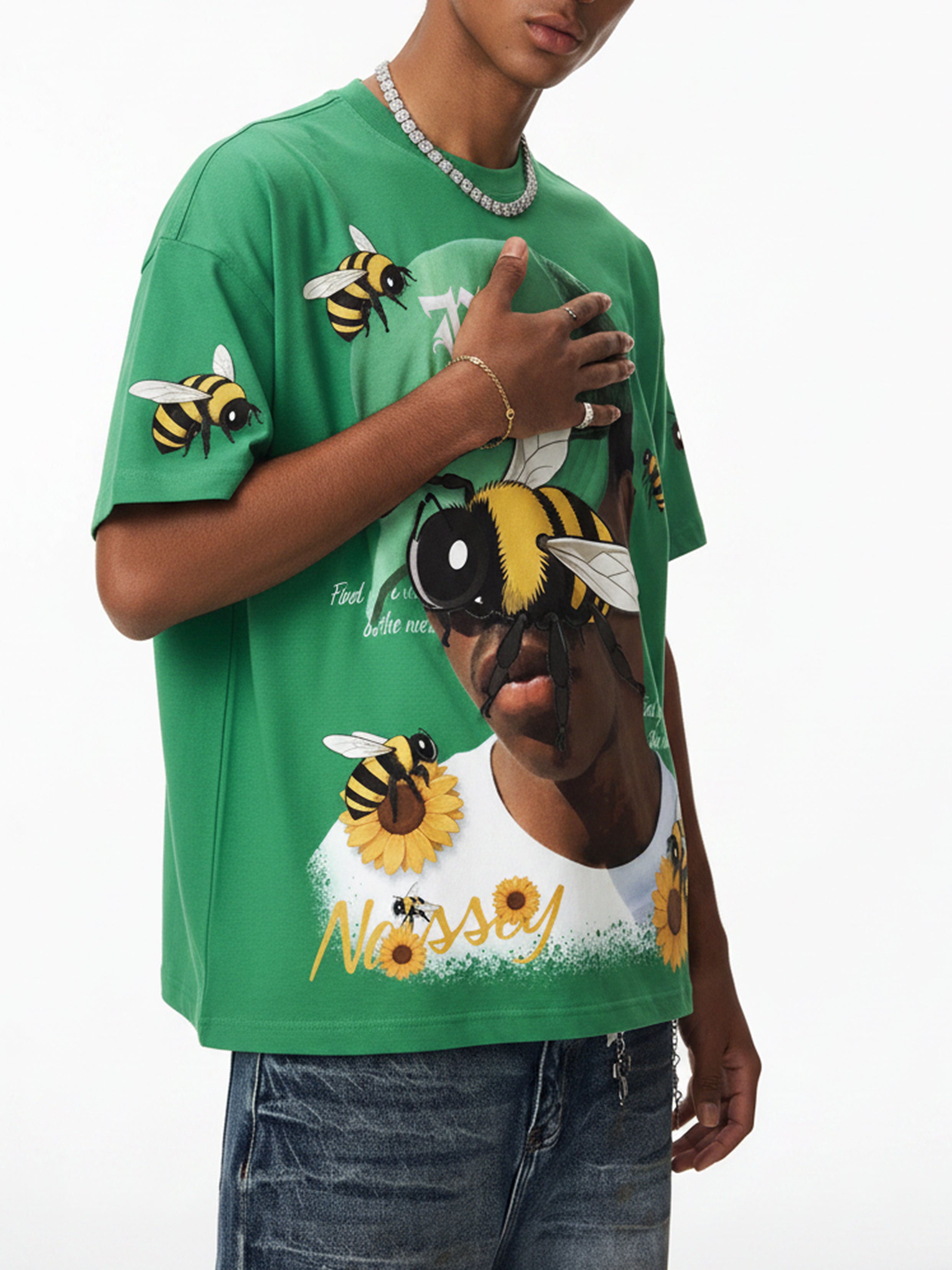 NOISSEY "Surrealist Bee" Green Tee - Boxy Graphic T-Shirt