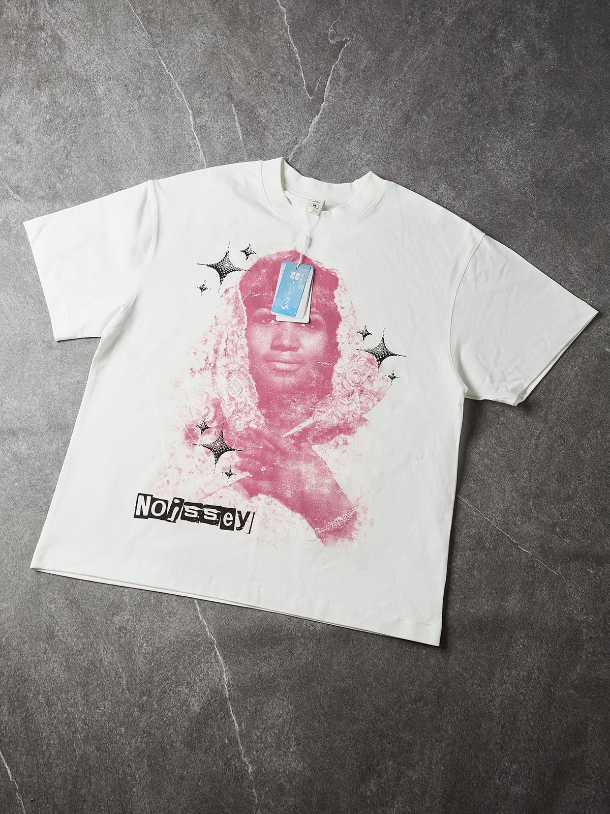 NOISSEY "VINTAGE GLOW" PINK-TONE LEGEND PORTRAIT GRAPHIC TEE
