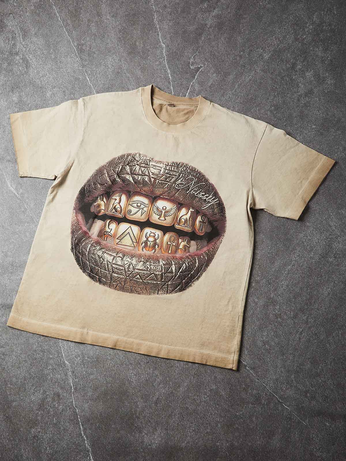 NOISSEY "Hieroglyphic Grillz" Lip Graphic Tee - Vintage Washed Sand