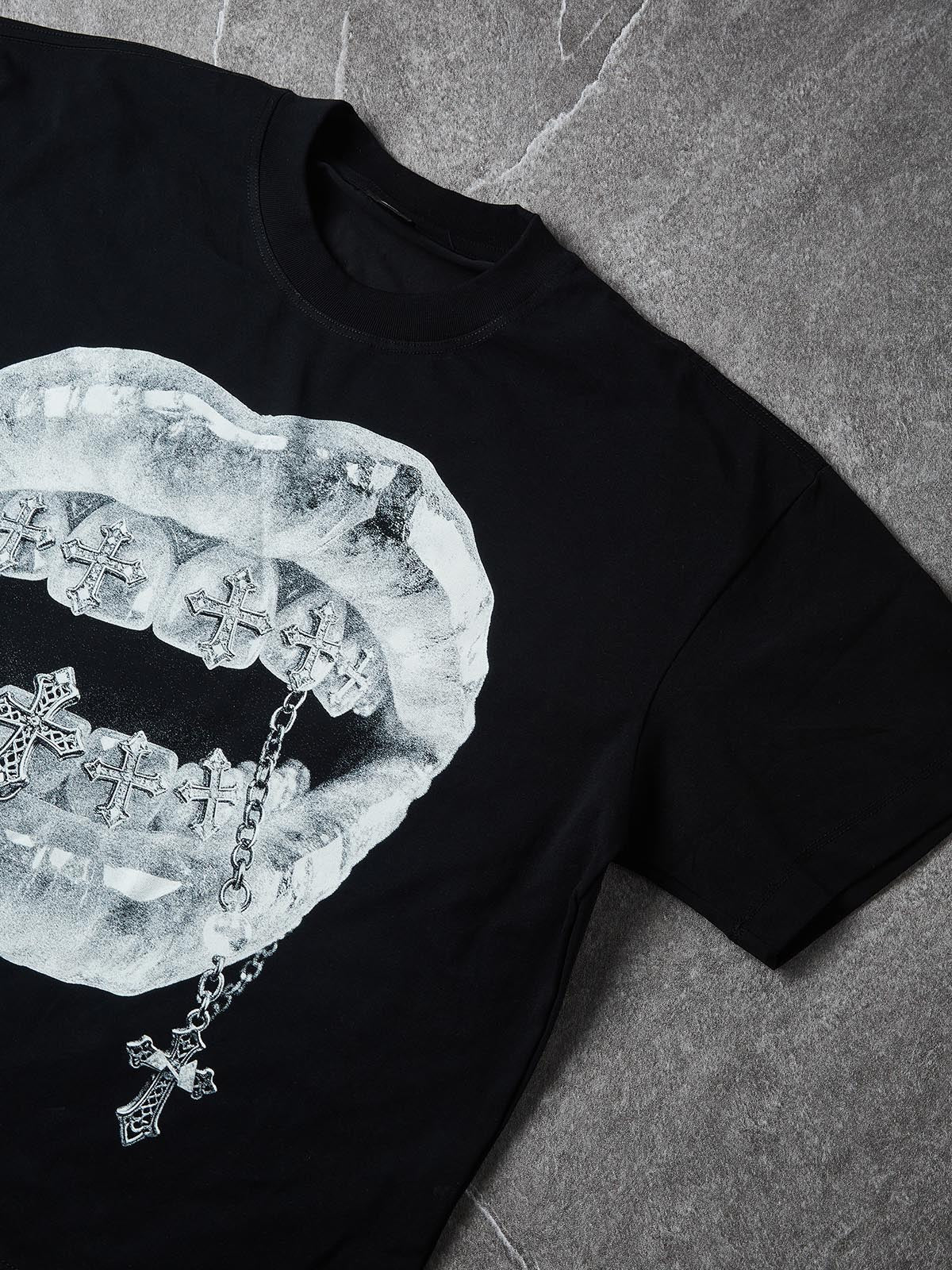 NOISSEY "FROZEN ICON" ICY CROSS & GRILLZ ARTWORK OVERSIZED TEE