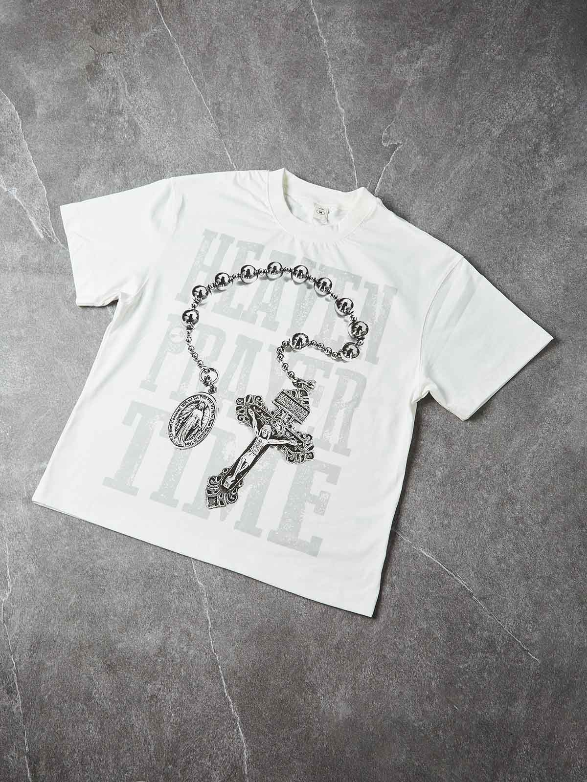 NOISSEY "Heaven Prayer Time" Rosary Graphic Little Oversize Tee - White