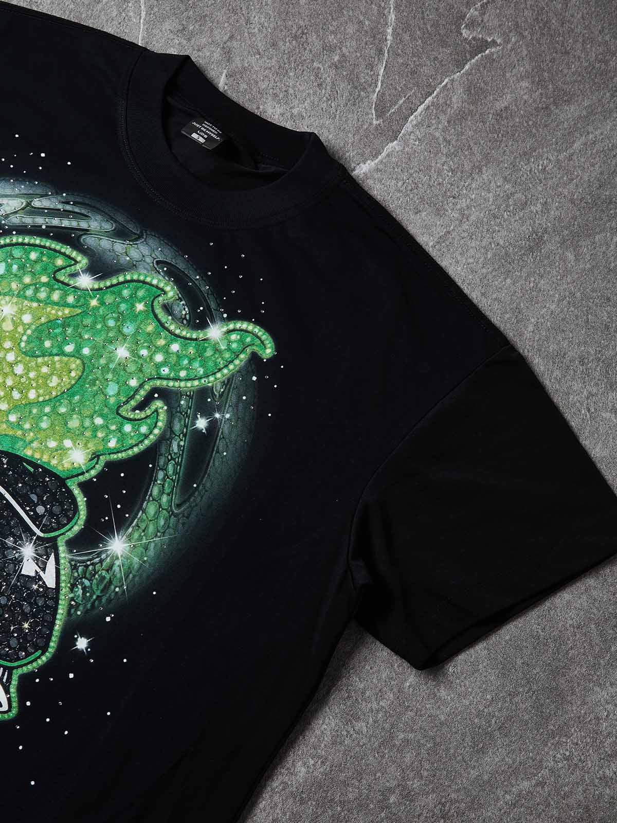 NOISSEY "Run Forever" Green Flame Crystal Figure Boxy Heavyweight Tee - Onyx Black