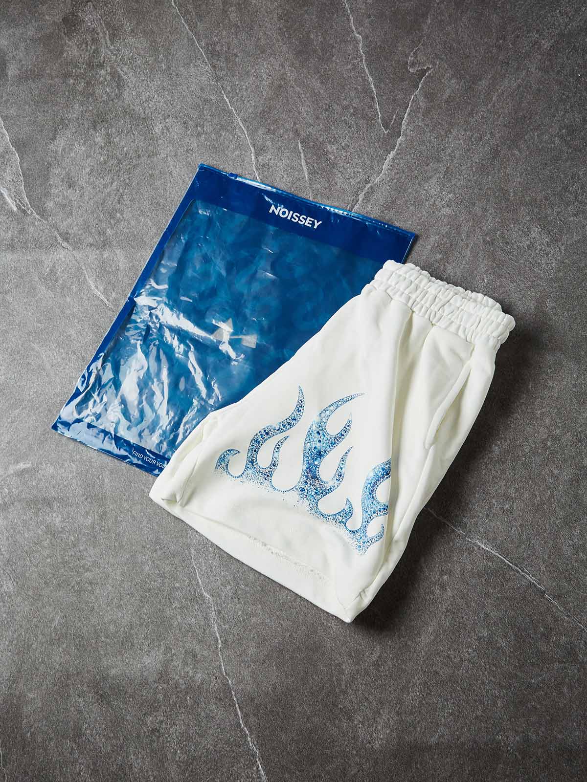 NOISSEY "ICE FLAME" Crystal Blue Artwork Relaxed Shorts - Pure White Crafted Shorts
