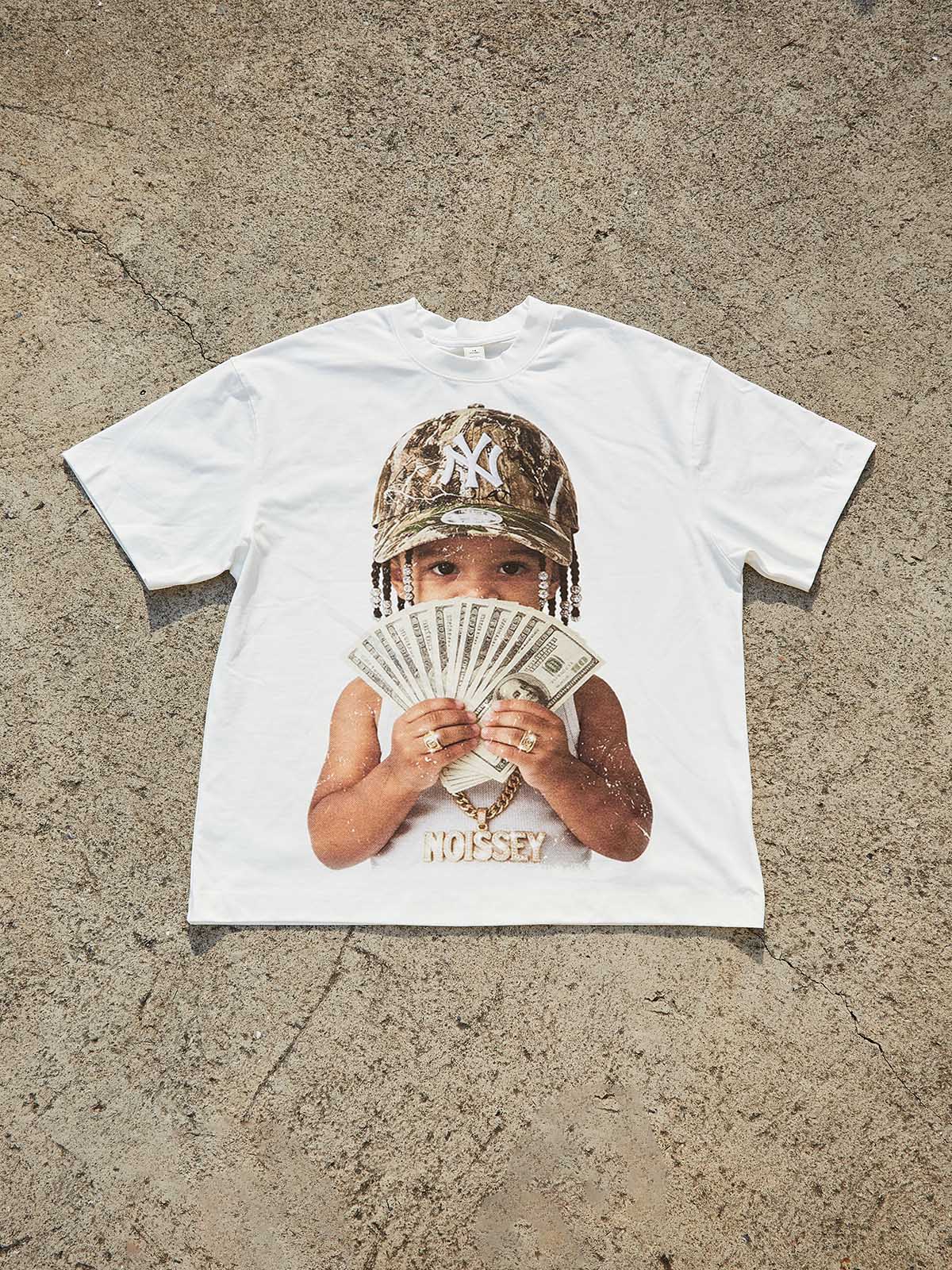 NOISSEY "Young Hustler" Vintage Portrait Tee – Iced-out Chains & Camo Aesthetic