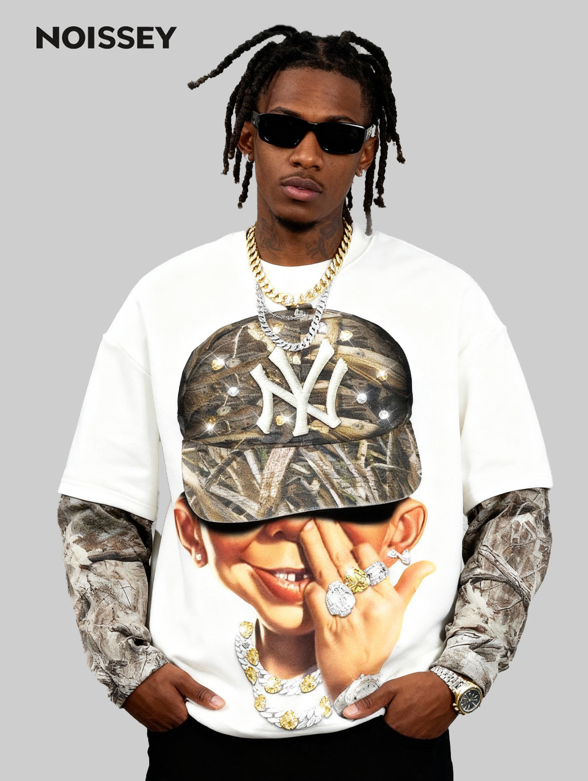 Bad boy wearing a tree-pattern diamond hat print long sleeve