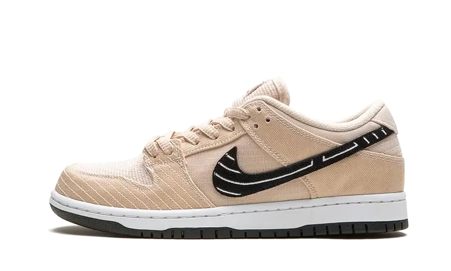 SB Dunk Low Albino &amp; Black