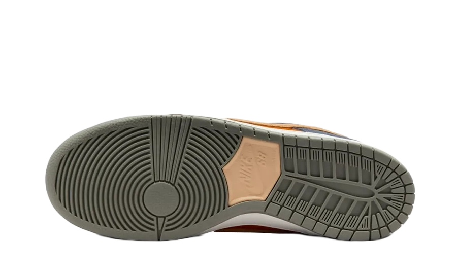 Nike SB Dunk Low Light Carbon Monarch