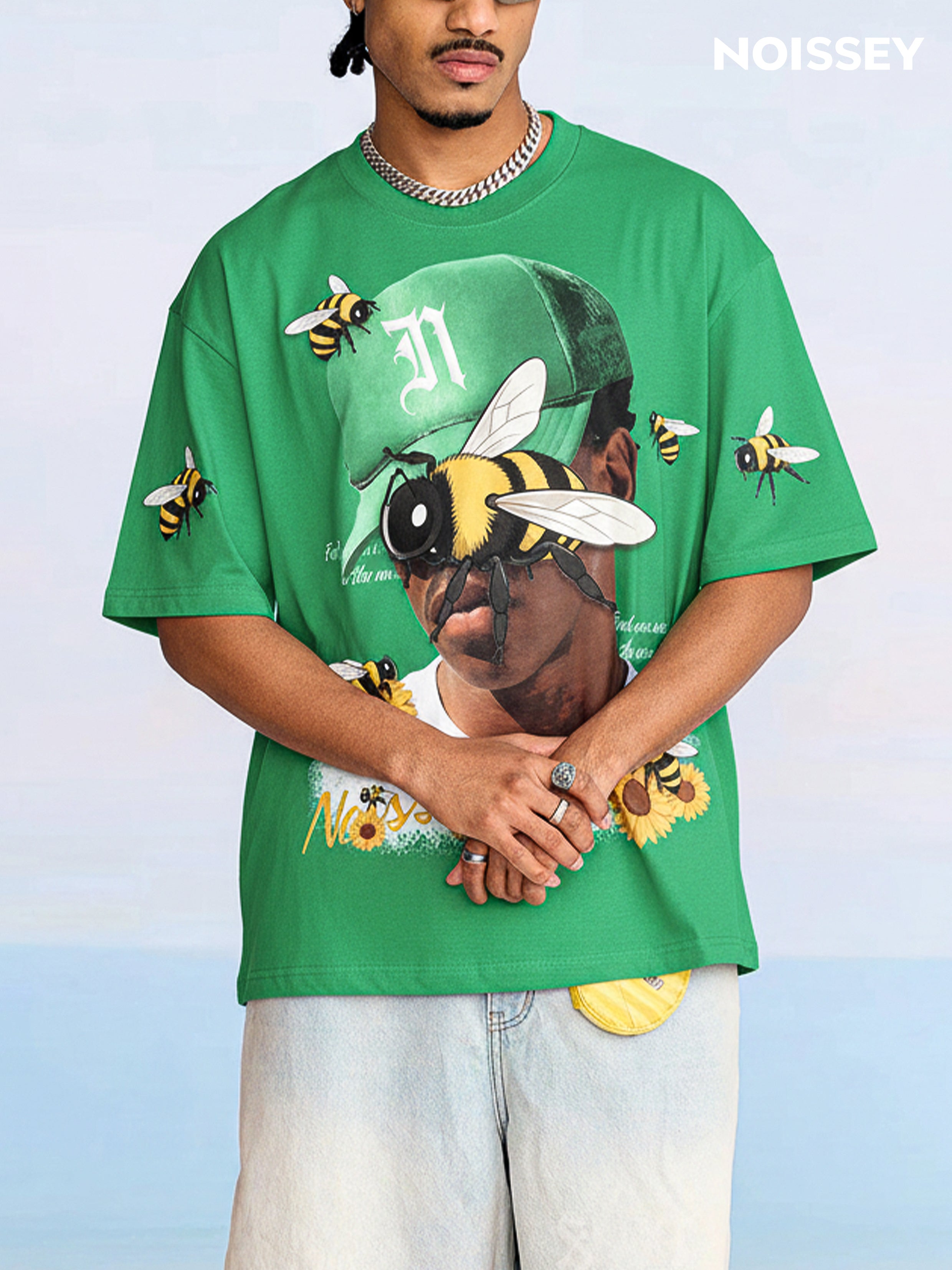 NOISSEY Surrealist Bee & Portrait Art Print Oversized T-Shirt