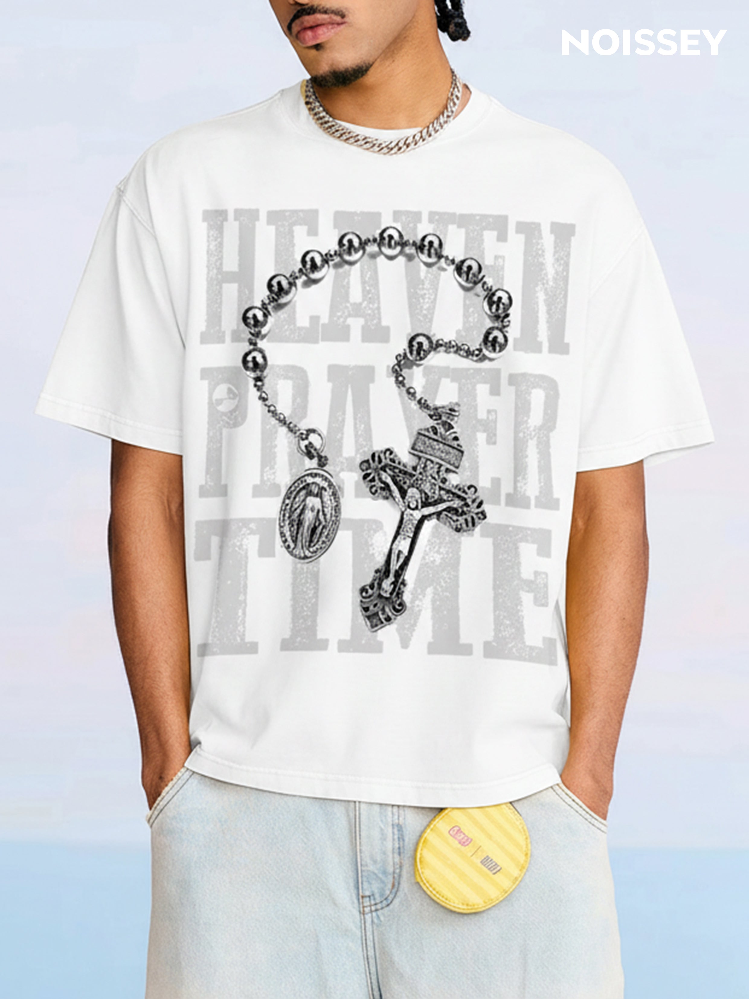 NOISSEY "Heaven Prayer Time" Rosary Graphic Little Oversize Tee - White