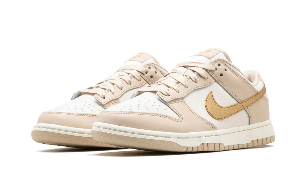 Dunk Low Phantom Metallic Gold
