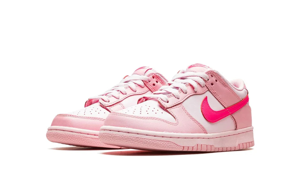 Dunk Low Triple Pink