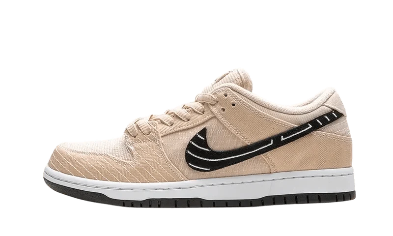 SB Dunk Low Albino &amp; Black