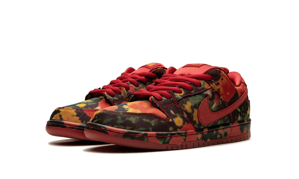SB Dunk Low The Wizard of Oz Poppy Field