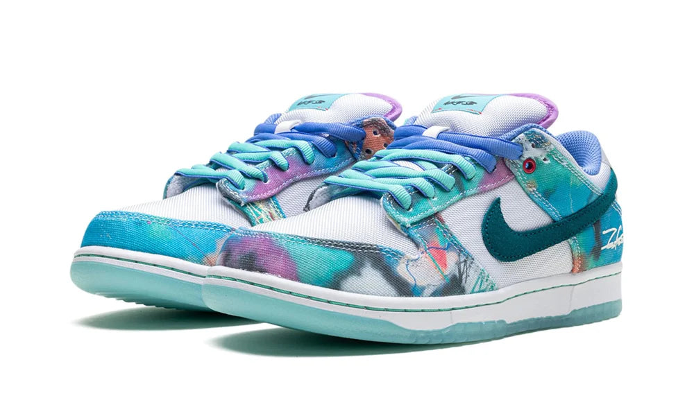 SB Dunk Low Futura Laboratories Bleached Aqua