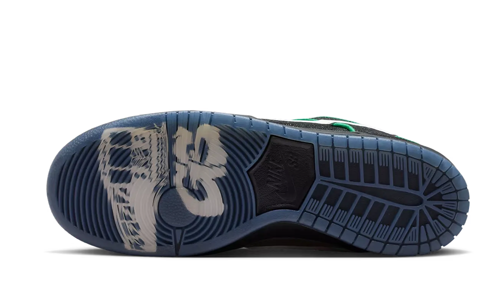 Nike SB Dunk Low Bronx Girls Skate